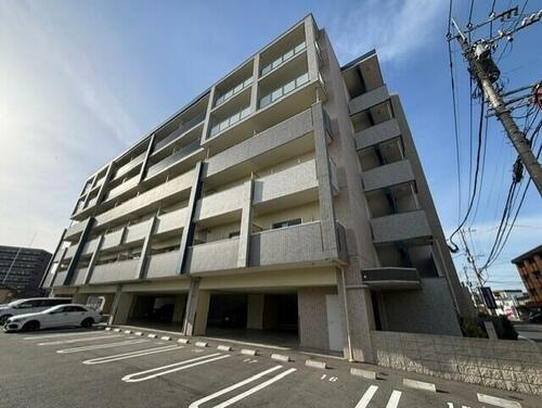 福岡県北九州市小倉北区大田町 6階建