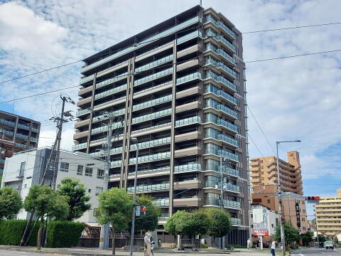 愛媛県松山市岩崎町２丁目 賃貸マンション