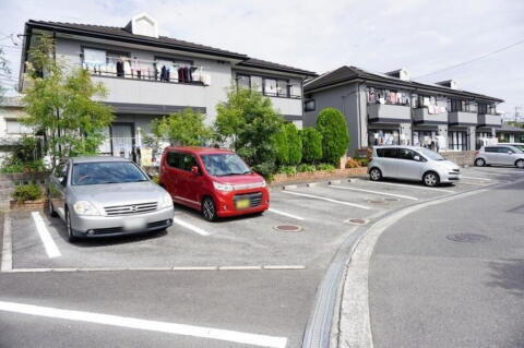 愛媛県松山市東石井４丁目 賃貸アパート