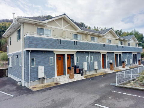 愛媛県伊予郡砥部町重光 賃貸アパート