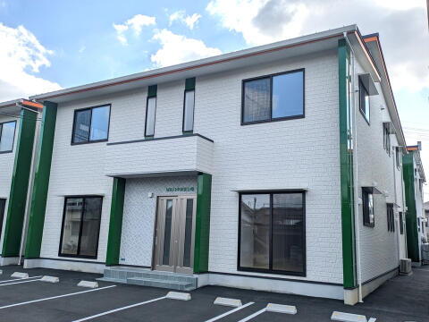 愛媛県松山市中須賀２丁目 賃貸アパート