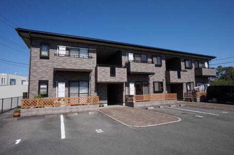 愛媛県伊予郡砥部町高尾田 賃貸アパート