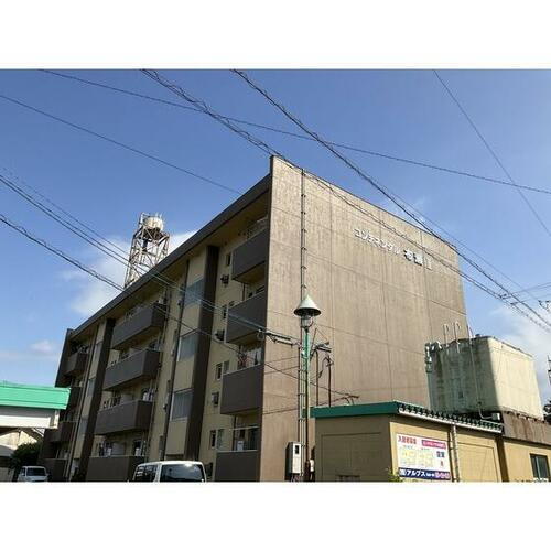 コンチネンタル布瀬ＩＩ 4階建