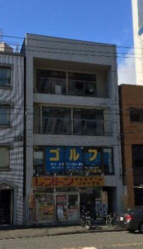 梶ビル 4階建