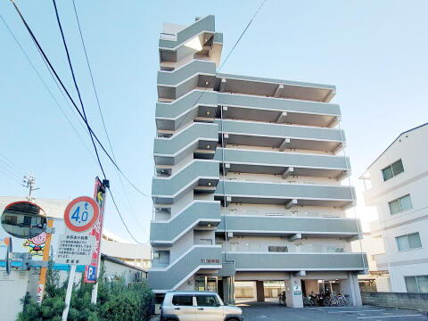 愛媛県松山市中村５丁目 賃貸マンション