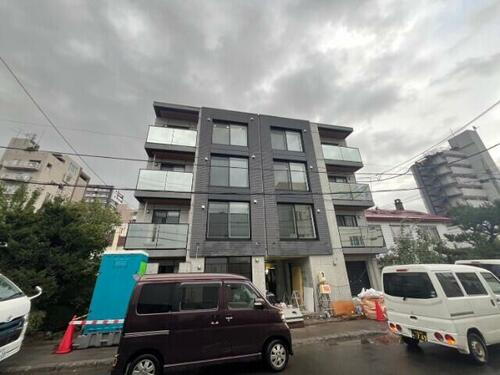 フォレスタ琴似 4階建