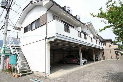 依田アパート 2階建