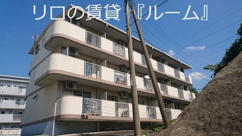 フラット６山本 3階建