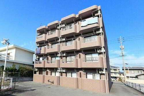 エステート西町 4階建