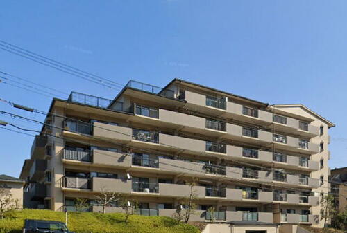 京都府京都市西京区大枝北沓掛町２丁目 賃貸マンション