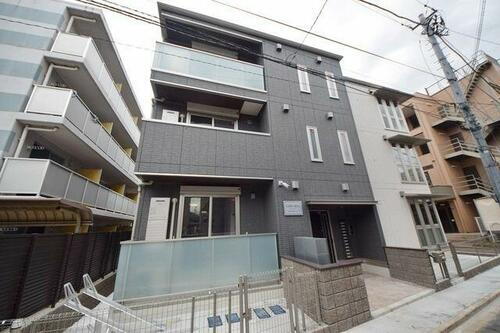 ＣＡＳＡ　ＭＩＡ 3階建