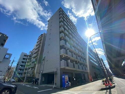 クレスト泉 11階建
