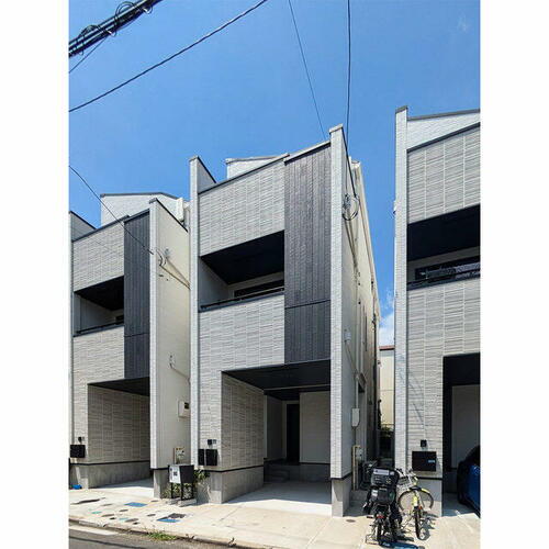 神奈川県横浜市神奈川区栗田谷 賃貸一戸建て