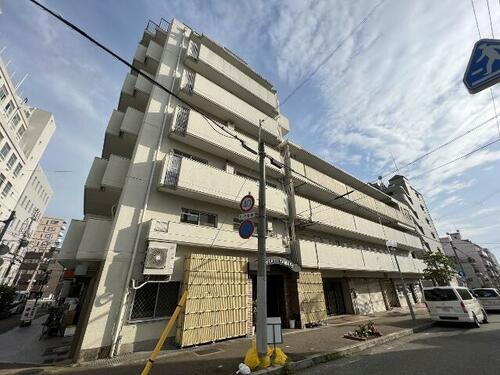 ジュエリー山手 7階建
