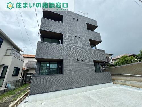 愛知県岡崎市大西３丁目 築1年6ヶ月 3階建