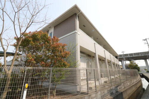 兵庫県神戸市西区玉津町西河原 2階建 築18年8ヶ月