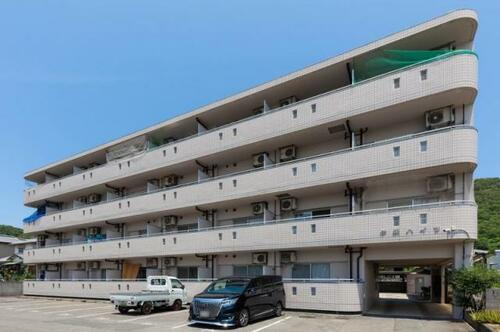 香川県高松市西春日町 賃貸マンション