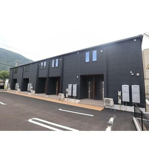 長野県千曲市大字磯部 賃貸アパート