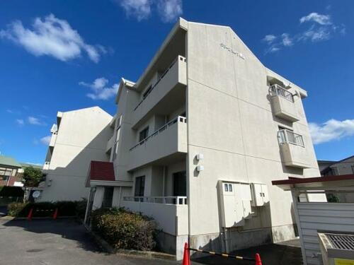 香川県高松市元山町 賃貸マンション