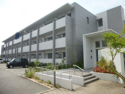 コージーコート 3階建