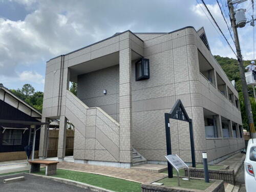 パピルス黒川 2階建