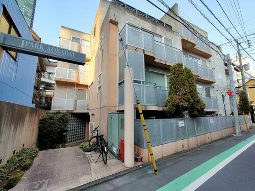 ジェイパーク青葉台アパートメント 地上4階地下1階建