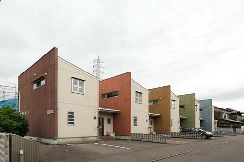 香川県高松市伏石町 賃貸アパート