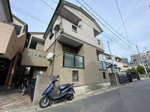 福岡県福岡市早良区荒江２丁目 2階建