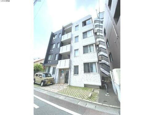 福岡県福岡市早良区西新７丁目 4階建
