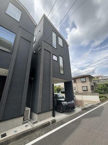 新石川１丁目Ｓ邸 3階建