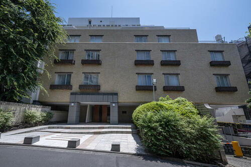 代官山タワー 6階建