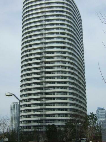 Ｍ．Ｍ．　ＴＯＷＥＲＳ　ＦＯＲＥＳＩＳ　Ｌ棟