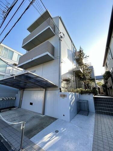 クレール学芸大学 3階建