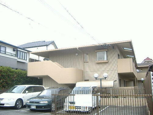 兵庫県神戸市東灘区西岡本４丁目 2階建