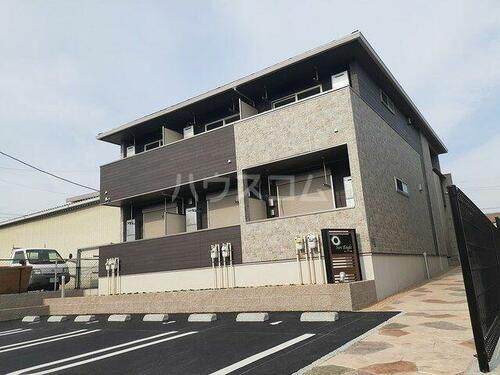 三重県四日市市新正２丁目 賃貸アパート