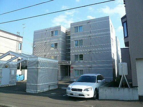 北海道札幌市西区発寒六条７丁目 4階建 築32年3ヶ月