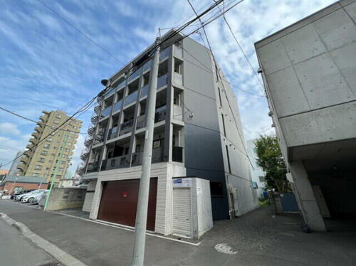 北海道札幌市中央区大通西２１丁目 5階建 築8年6ヶ月