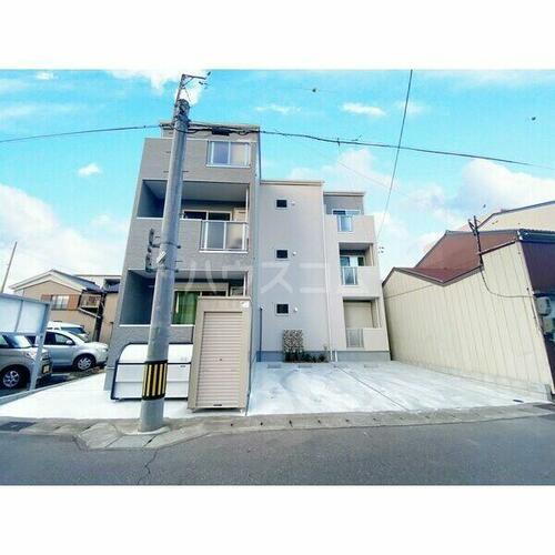 岐阜県岐阜市坂井町２丁目 3階建 築2年8ヶ月