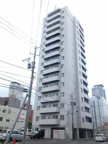 レジデンスタワー札幌 15階建