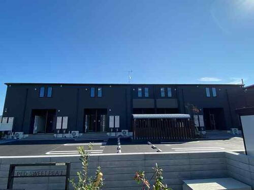 レッド　スイートピーⅠ 2階建