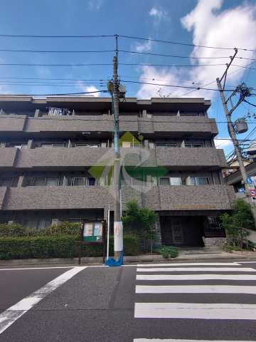 東京都新宿区下落合２丁目 4階建