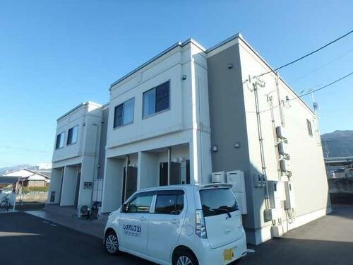 愛媛県新居浜市本郷１丁目 賃貸アパート