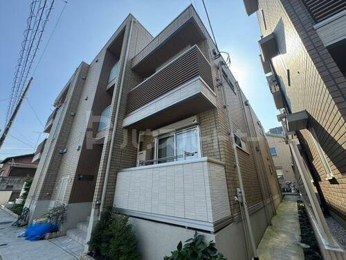 アンジュール徳丸Ｂ棟 3階建