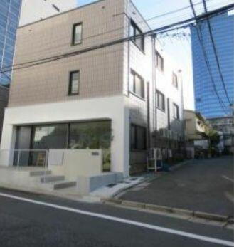 東京都新宿区四谷本塩町 3階建 築30年7ヶ月