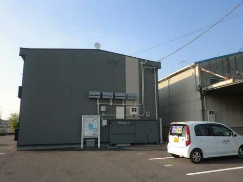 愛媛県四国中央市三島朝日３丁目 賃貸アパート