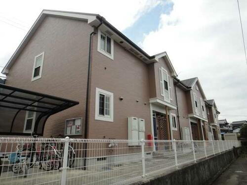 愛媛県新居浜市西連寺町２丁目 賃貸アパート