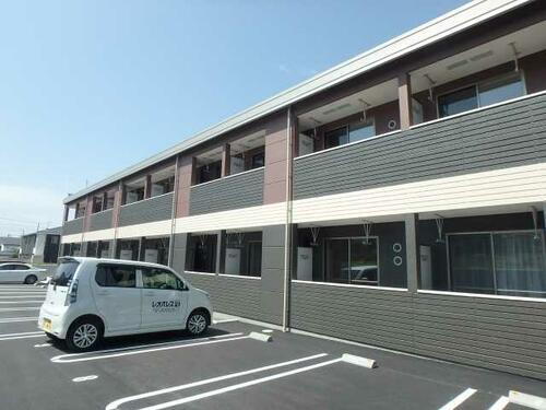 愛媛県四国中央市中曽根町 賃貸アパート