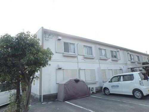 愛媛県新居浜市郷１丁目 賃貸アパート