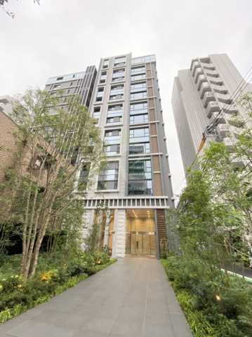 東京都新宿区南山伏町 地上13階地下1階建