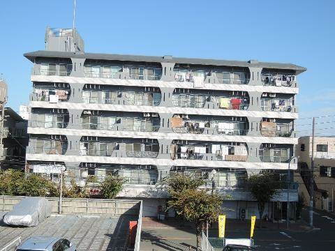 大阪府門真市新橋町 6階建